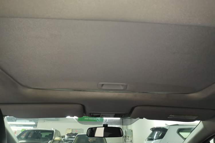 Used Honda Jade 2016 1.8L Automatic Comfort Elite Version 5 Seats
