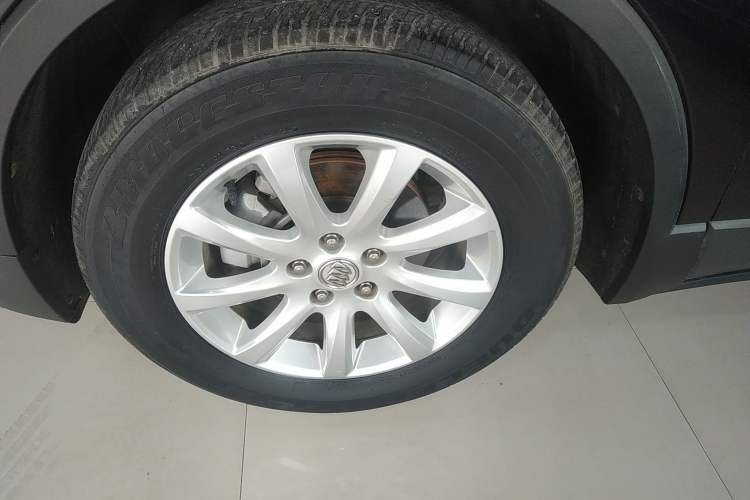 Used Buick Envision 2020 20T Two-Wheel Drive Luxury Model
