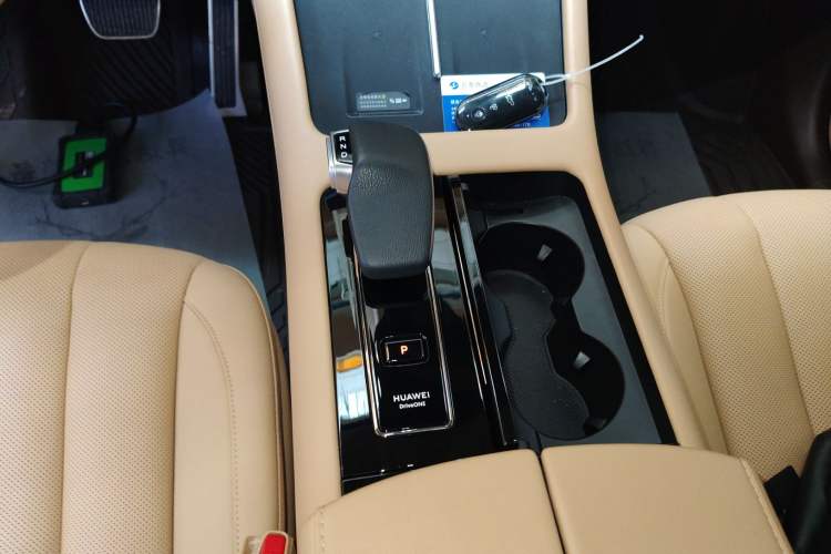 Used Hima AITO M7 2024 1.5T Intelligent Driving 4WD Pro Edition 6 Seats
