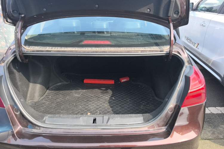 Used Geely Auto Emgrand 2018 1.5L Manual Upward Connect Edition