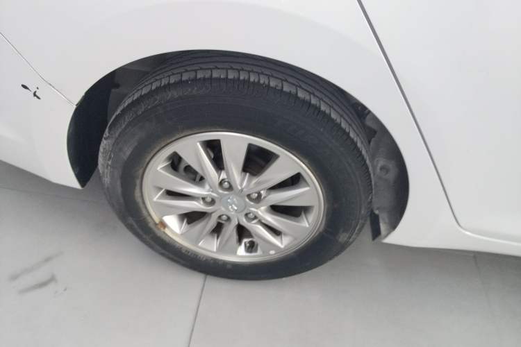 Used Hyundai Celesta 2017 1.6L Automatic Enjoyment Version GLS
