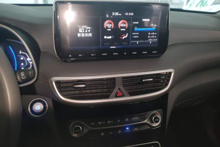 Used Hyundai Tucson 2019 280TGDi Dual-Clutch Two-Wheel Drive Fashion Edition China V Standard
