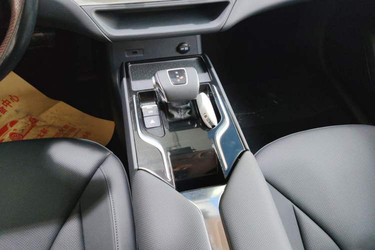 Used Hongqi E-QM5 2023 620km PLUS
