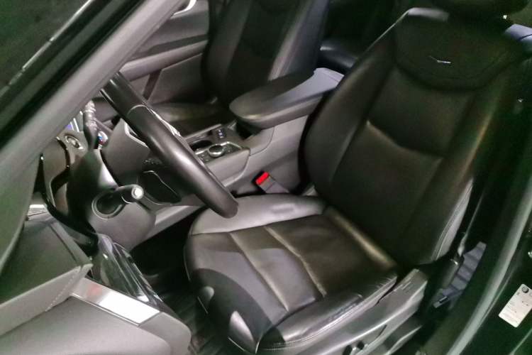 Used Cadillac XT5 2020 28T Luxury Version
