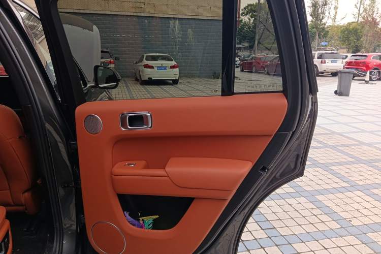 Used Li Auto L8 2023 Pro Model
