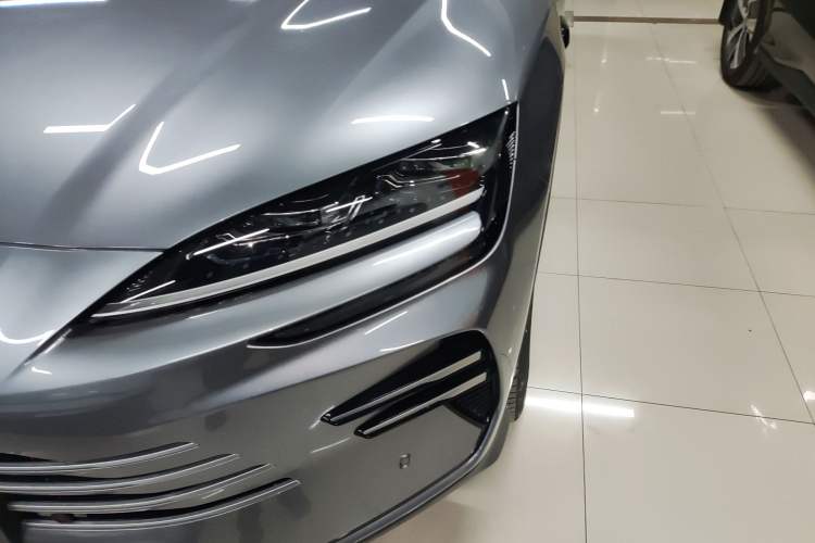 Used BYD Song PLUS New Energy 2025 DM-i Smart Drive 112KM Prestige Model