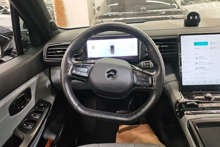 Used Nio ES8 2020 580 km Range Signature Edition Six-Seater Version
