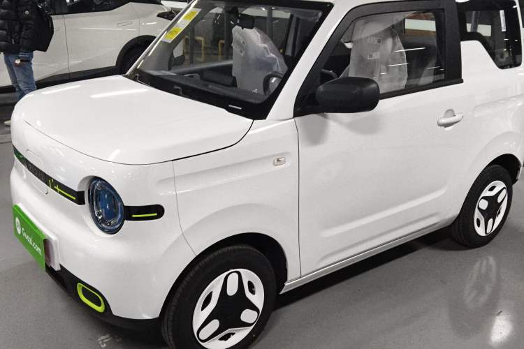 Used Geely Galaxy Panda 2025 210 km – Yuanqi Bear