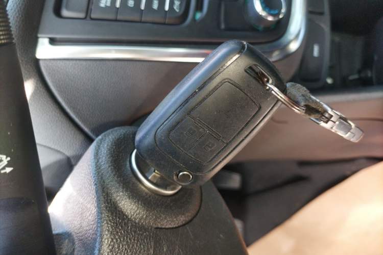 Used Buick Encore 2015 1.4T Automatic Two-Wheel Drive Urban Elite Version