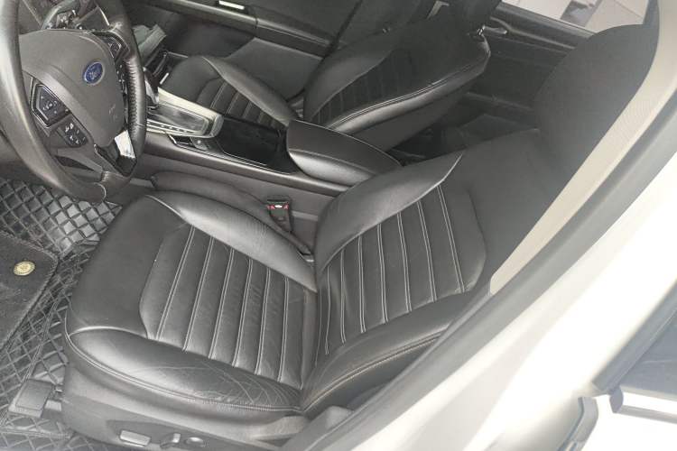 Used Ford Mondeo 2013 2.0L GTDi 200 Fashion Edition
