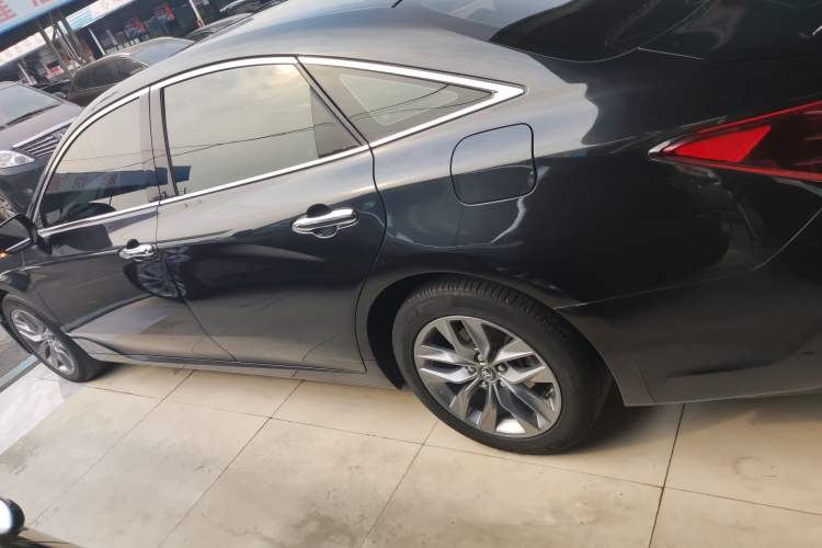 Used Toyota Avalon 2021 2.5L Luxury Edition
