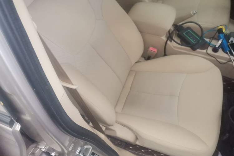 Used Roewe 350 2015 1.5L Manual Luxury Sunroof Edition