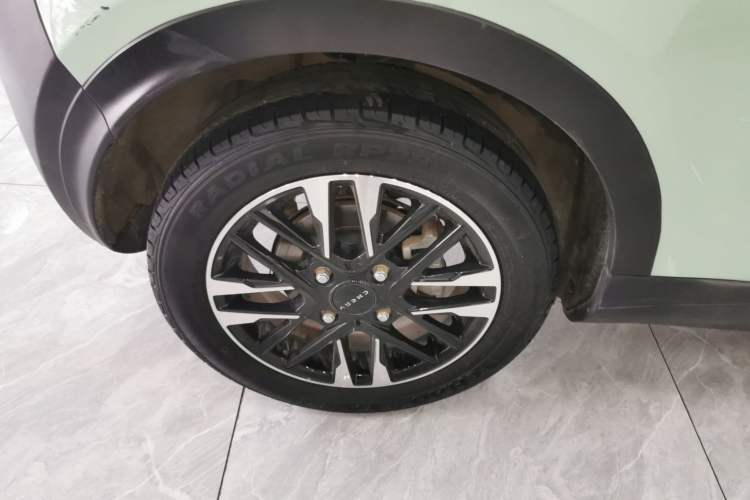 Used Chery Little Ant 2022 Revised Version Sweet Pink Edition Half-Sugar Version Lithium Iron Phosphate 30.7 kWh 30 kW 301 km
