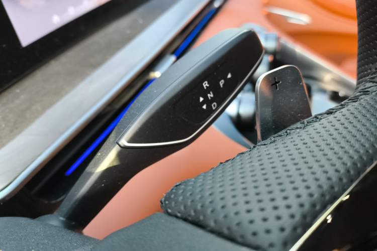 Used  Lingyun 2025 400T Four-Wheel-Drive International Version
