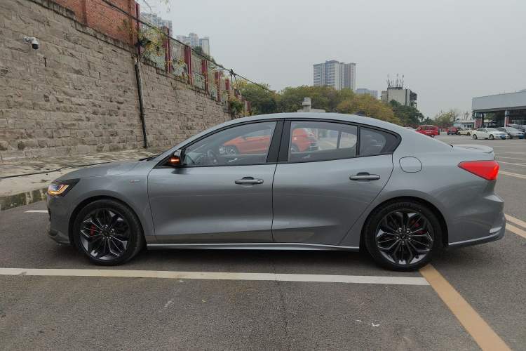 Used Ford Focus 2022 Sedan EcoBoost 180 Automatic ST Line
