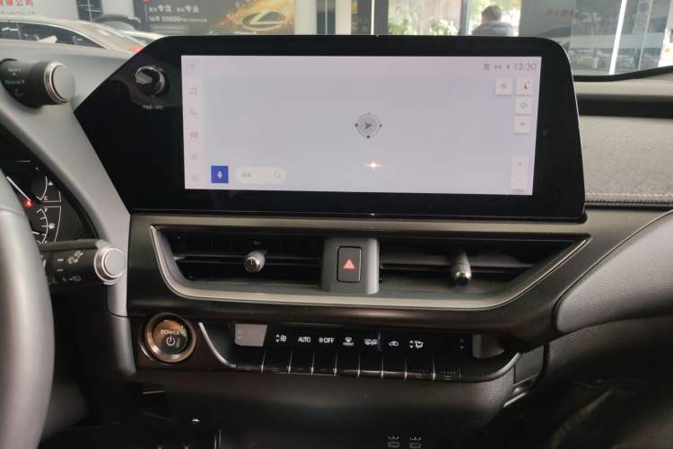 Used Lexus UX 2022 260h Explore-Cool Edition