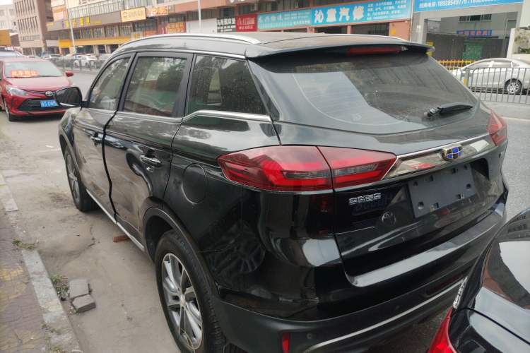 Used Geely Auto Emgrand X7 Sport 2018 1.8TD Automatic Two-Wheel Drive Smart Connect 4G Internet Edition