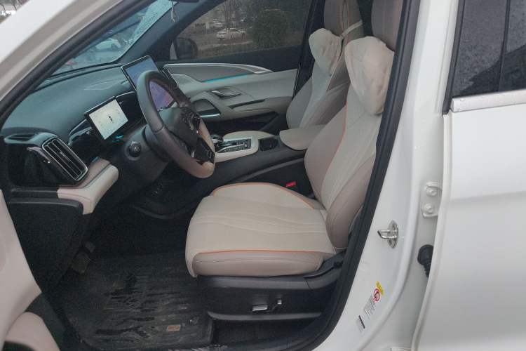 Used BYD Song Pro New Energy 2024 HONOR Edition DM-i 110KM Excellence Model
