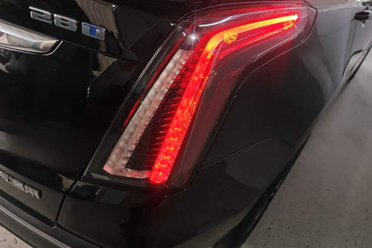 Used Cadillac XT5 2022 2.0T Four-Wheel Drive Luxury Version (Hummingbird Edition)
