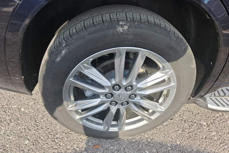 Used Cadillac XT6 2022 2.0T Six-Seater Four-Wheel-Drive Luxury Standard Edition
