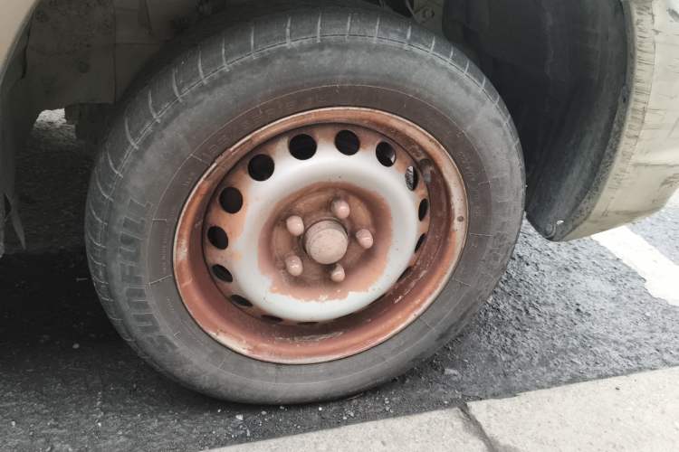 Used FORTHING Lingzhi 2014 V3 1.5L 5-seat Standard Model I