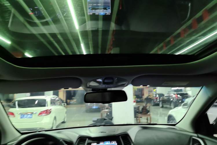 Used Hyundai Santa Fe 2013 2.4L Automatic Two-Wheel Drive Smart Version
