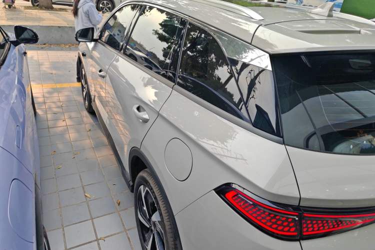 Used BYD Sealion 05 DM-i 2025 DM-i Smart Drive 115KM Flagship Model
