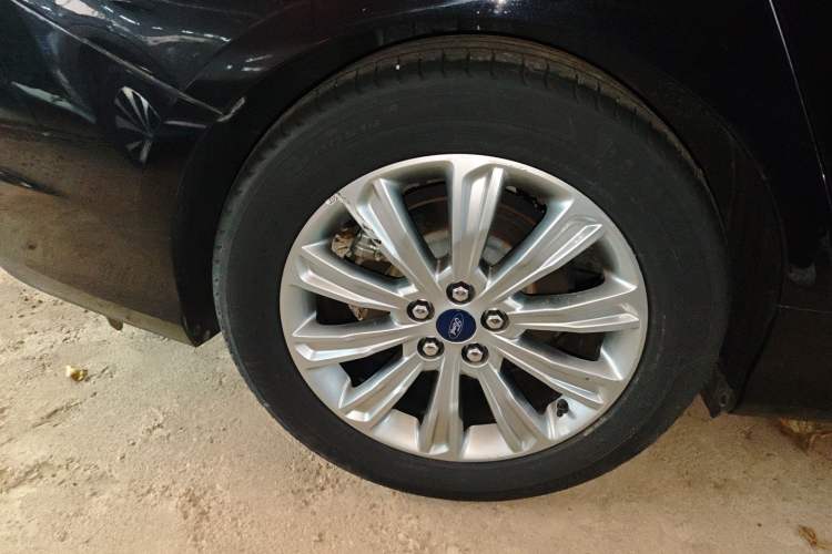 Used Ford Taurus 2019 EcoBoost 245 Comfort Edition