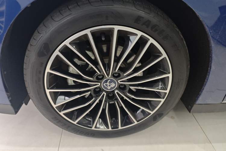 Used BYD Han 2023 DM-i Champion Edition 121KM Prestige Model