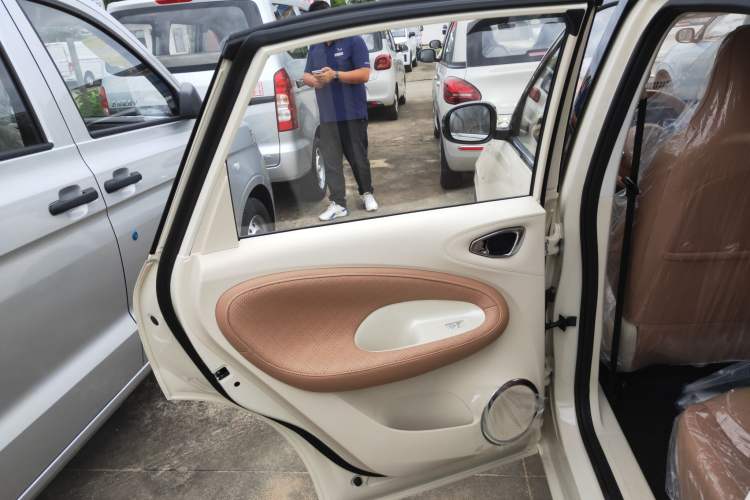 Used Wuling Bingo 2025 333 km Lingxi Connected Version
