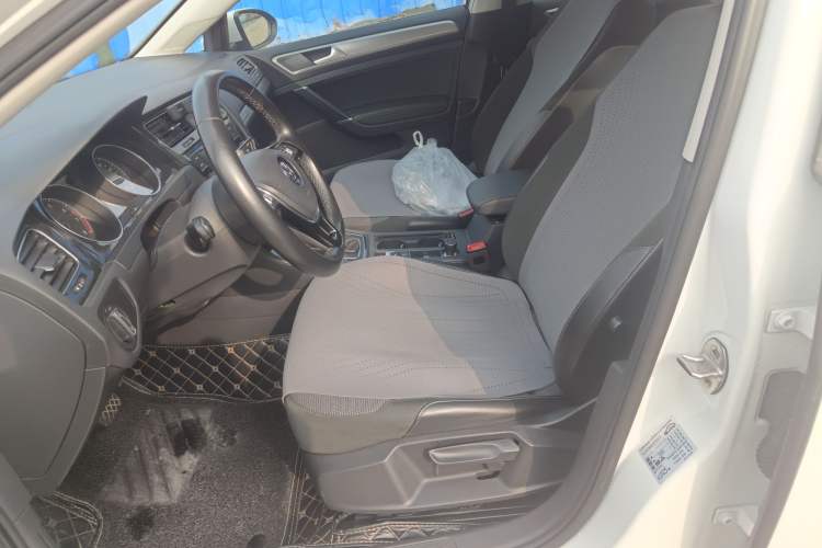 Used Volkswagen Golf 2018 1.6L Automatic Comfort Model