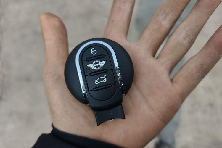 Used  MINI 2016 1.2T ONE