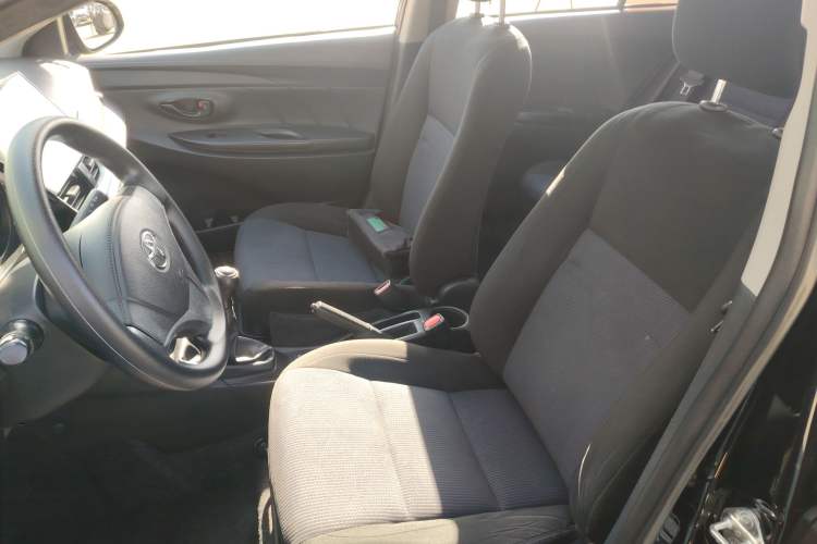 Used Toyota YARiS L 2017 1.3E Manual Charm Edition
