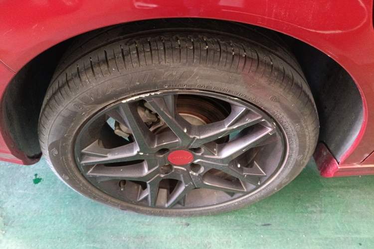 Used Dongfeng Aeolus Yixuan 2022 230T Automatic Adaptive-Beam Knight Edition
