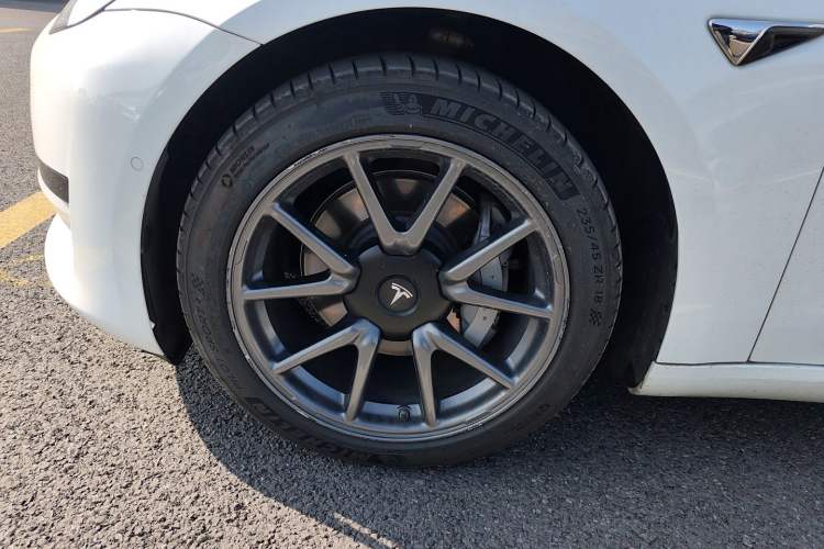 Used Tesla Model 3 2020 Revised Version Standard Range Rear-Wheel Drive – Upgraded Edition
