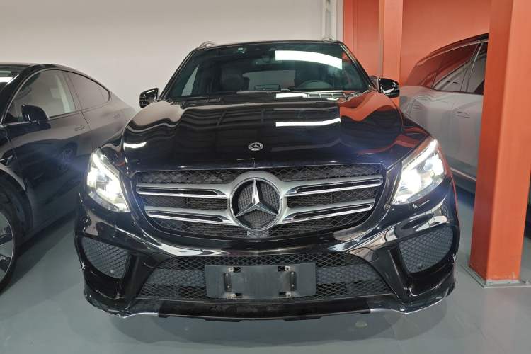 Used Mercedes-Benz GLE 2018 GLE 400 4MATIC Exclusive Edition