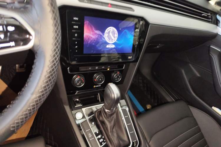 Used Volkswagen Magotan 2025 Zhongxiang Version 280TSI DSG Comfort Edition