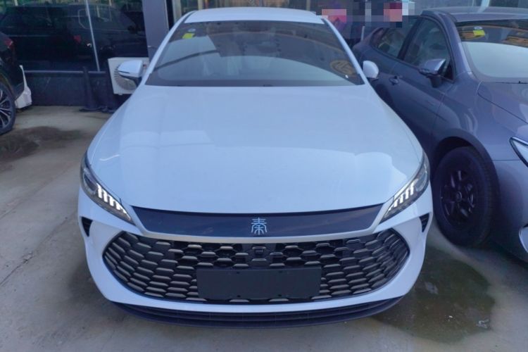 Used BYD Qin PLUS 2025 DM-i Smart Drive 55KM Leading Model