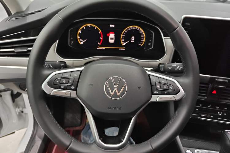 Used Volkswagen Bora 2025 300TSI DSG Prestige Edition
