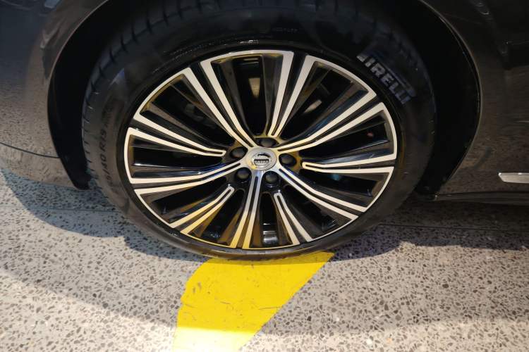 Used Volvo S90 2023 B5 Zhiyuan Luxury Edition