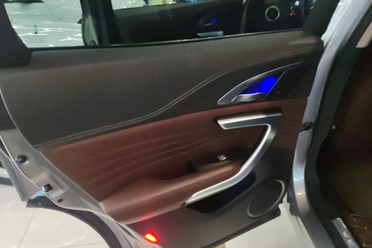 Used Wey VV7 2019 Upgraded Model 2.0T Flagship Version China VI
