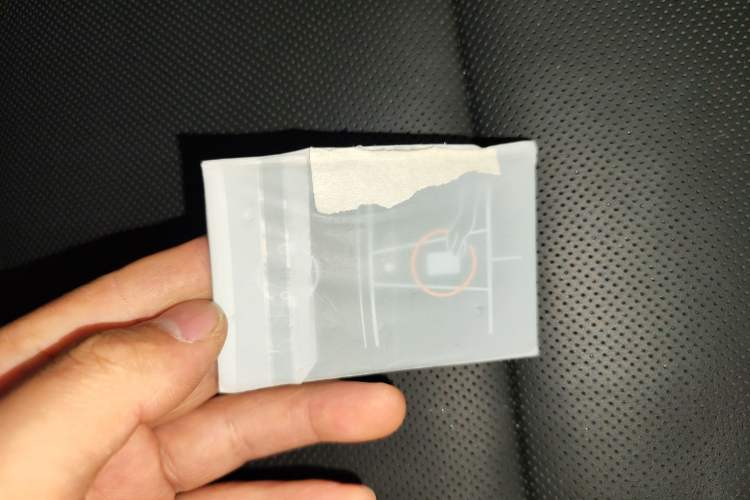 Used Tesla Model Y 2025 Rear-Wheel-Drive Version
