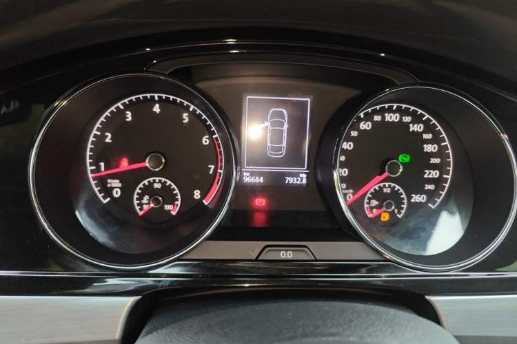 Used Volkswagen Lamando 2017 280TSI DSG Comfort Edition
