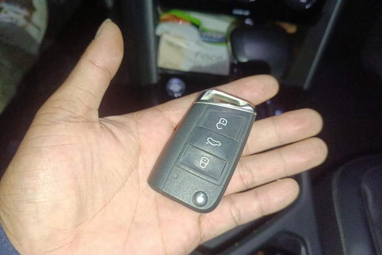 Used Volkswagen Tiguan L 2017 330TSI Automatic Two-Wheel Drive Comfort Edition
