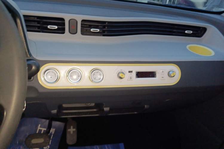 Used Wuling Hongguang MINIEV 2021 Macaron Fashion Model Lithium Iron Phosphate