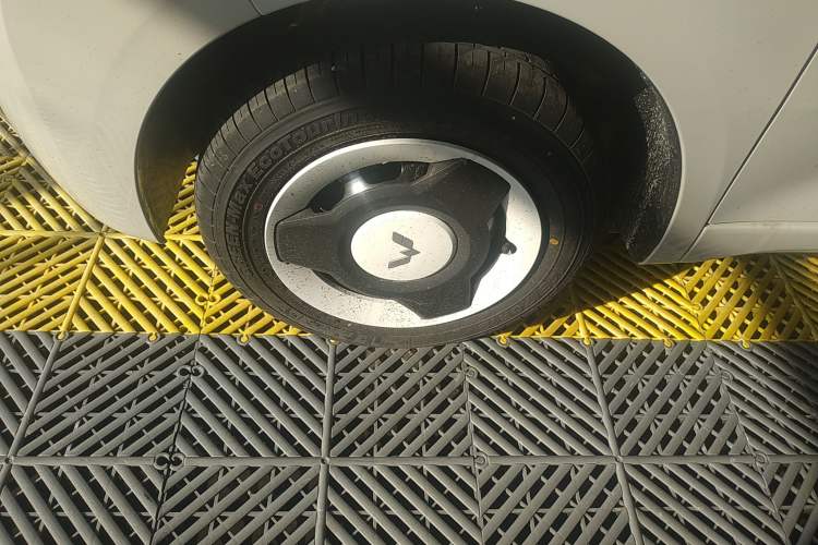 Used Wuling Hongguang MINIEV 2024 3rd Generation 215km Youth Edition
