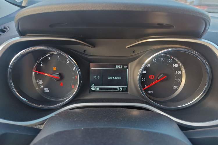 Used Chevrolet Trax 2019 Redline 335T CVT Trendy Version China VI Standard
