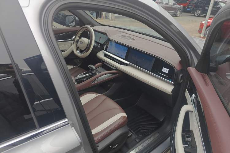 Used Geely Auto Monjaro L 2021 2.0TD DCT EVO Two-Wheel Drive Smart Luxury Version
