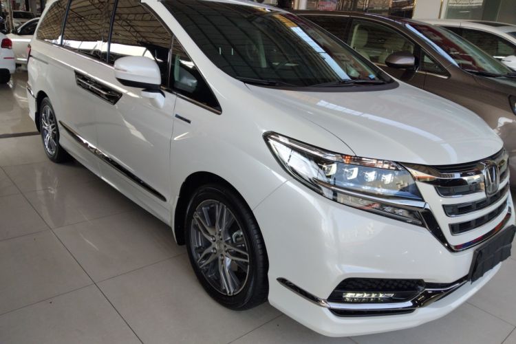 Used Honda Elysion 2019 2.0L Hybrid Luxury Edition
