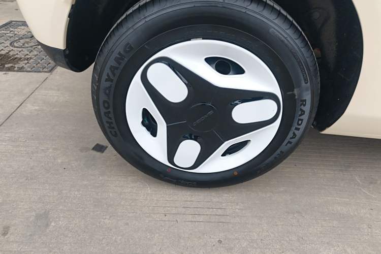 Used Geely Galaxy Panda 2025 210 km – Yuanqi Bear